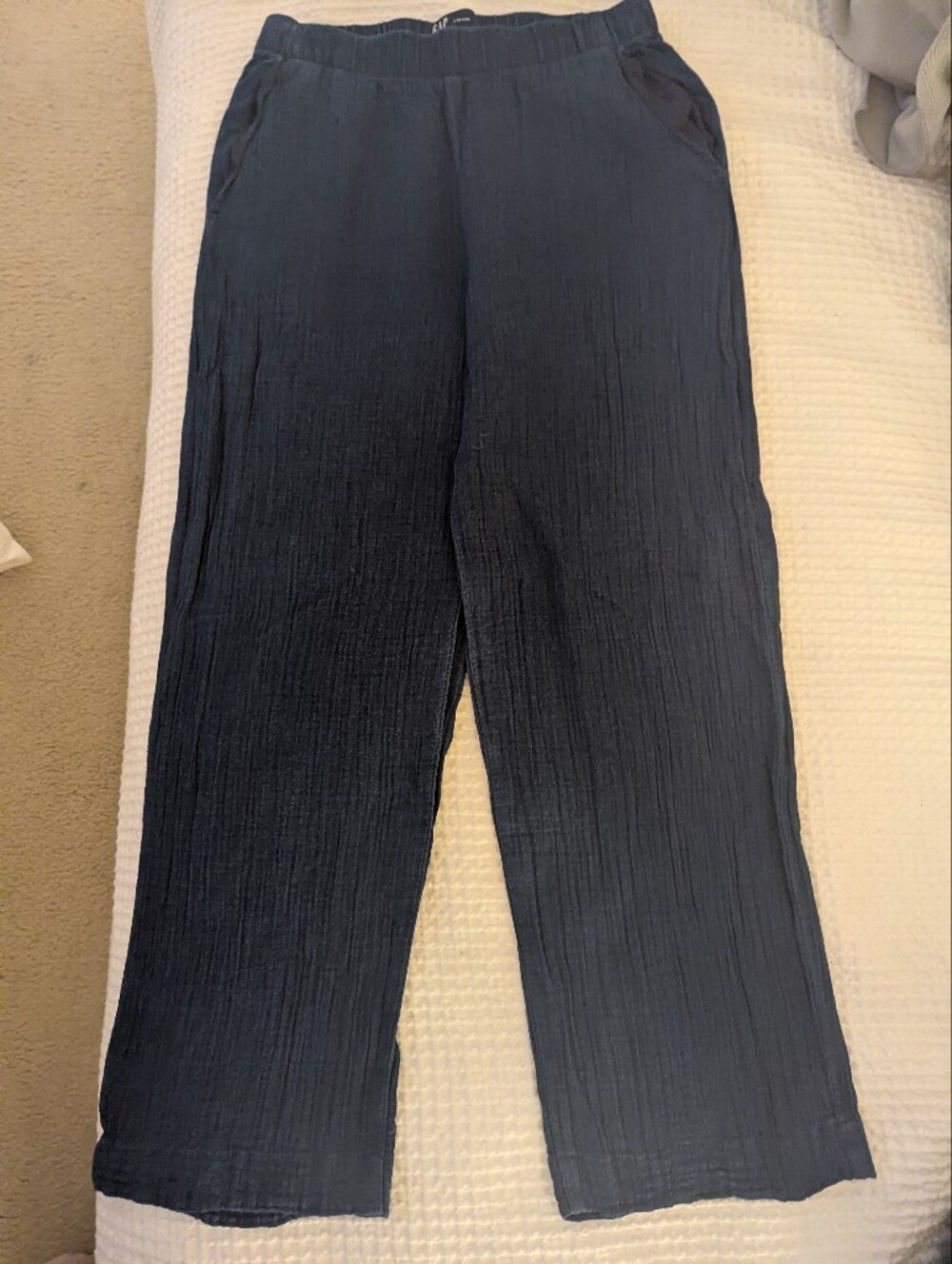 GAP Women's Navy Wide Leg Pull-on Petite Pants